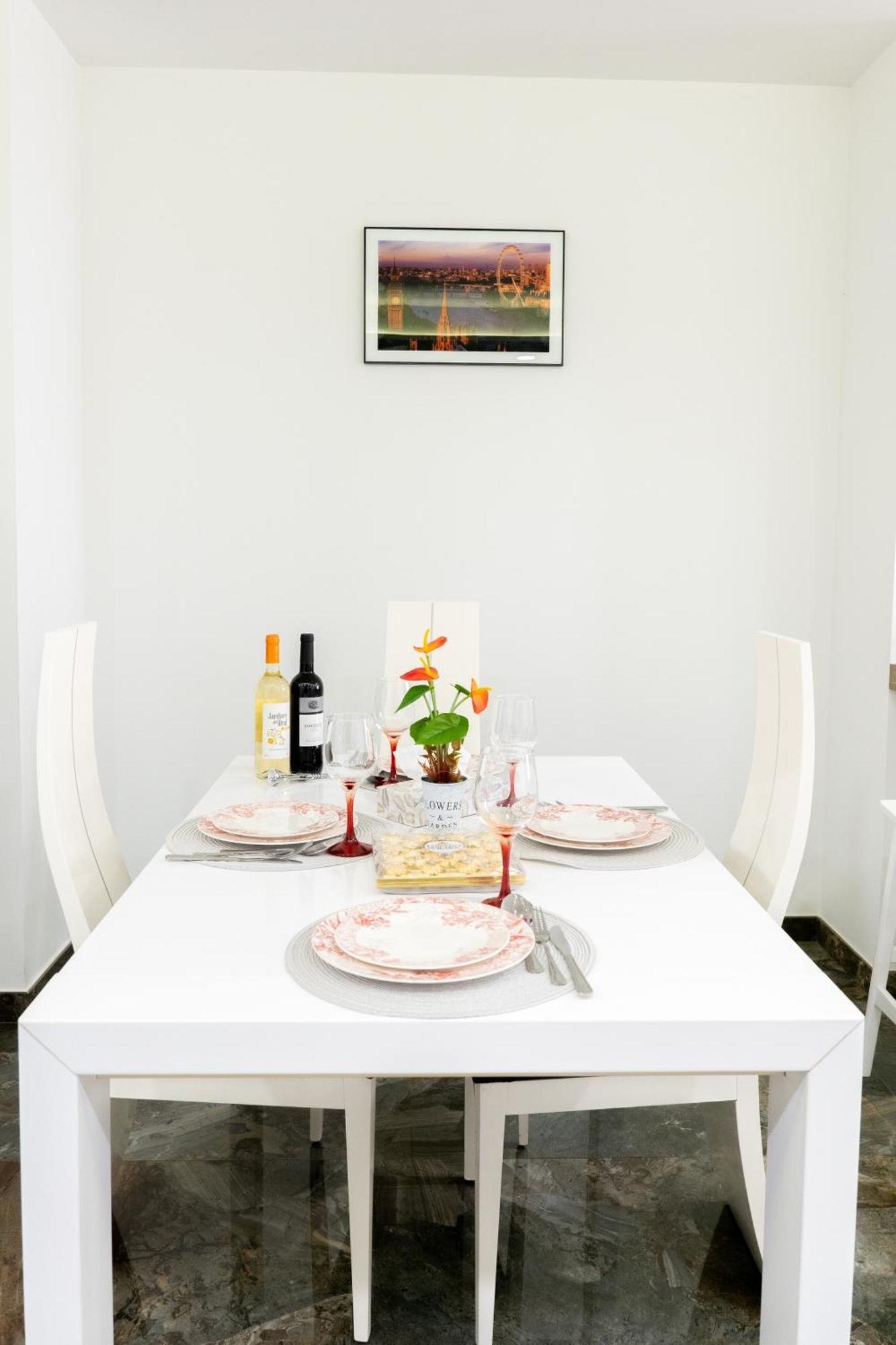 Apartamento Turistico Lux Center Valencia Exterior photo
